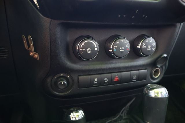 2013 Jeep Wrangler Unlimited Unlimited Rubicon