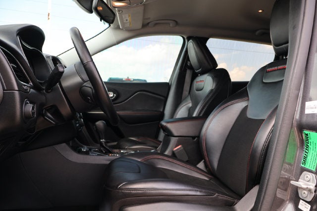 2020 Jeep Cherokee Trailhawk