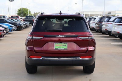 2026 Jeep Grand Cherokee Laredo