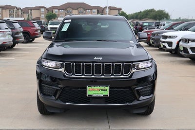 2026 Jeep Grand Cherokee Laredo