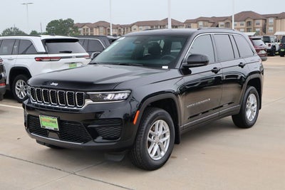 2026 Jeep Grand Cherokee Laredo