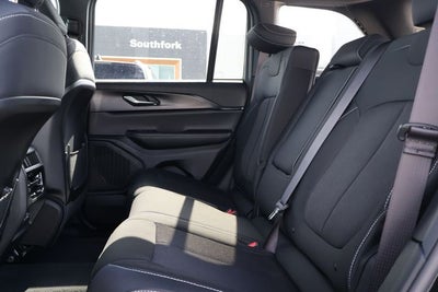 2026 Jeep Grand Cherokee Laredo X