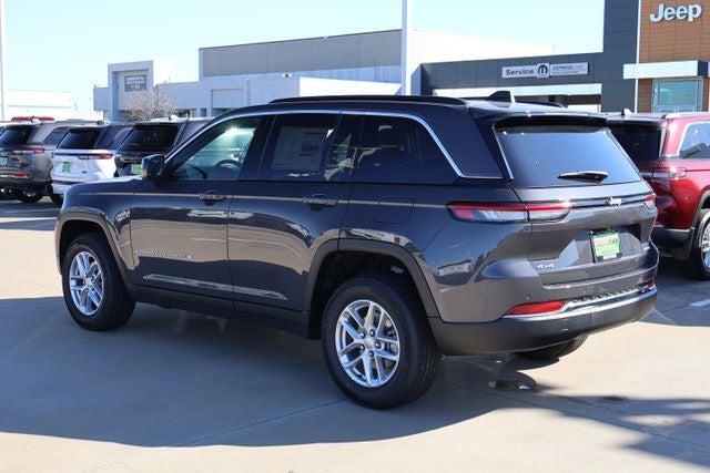 2026 Jeep Grand Cherokee Laredo