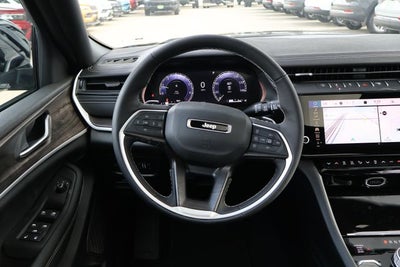 2026 Jeep Grand Cherokee Laredo