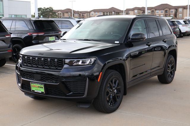 2026 Jeep Grand Cherokee Laredo