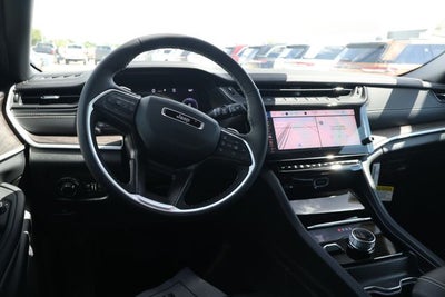 2026 Jeep Grand Cherokee Altitude
