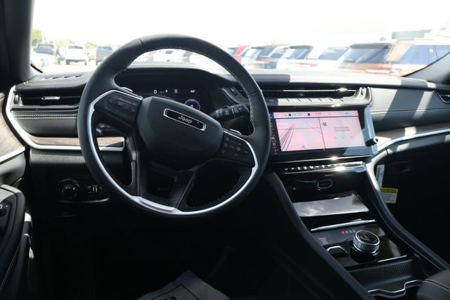 2026 Jeep Grand Cherokee Altitude