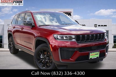 2026 Jeep Grand Cherokee Laredo