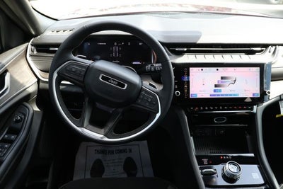 2026 Jeep Grand Cherokee Laredo