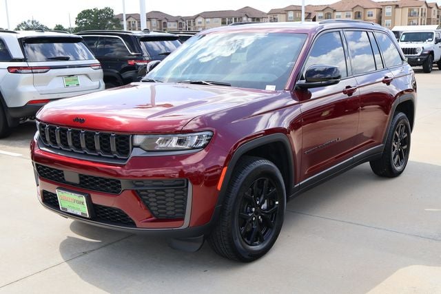 2026 Jeep Grand Cherokee Laredo