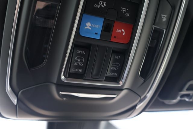 2026 Jeep Grand Cherokee Altitude