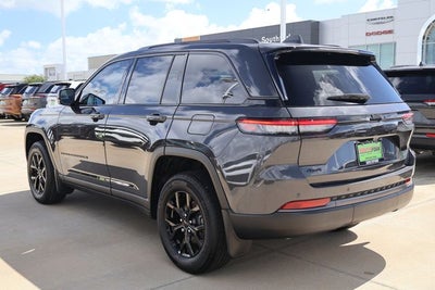 2026 Jeep Grand Cherokee Altitude