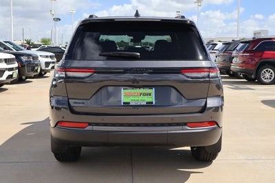2026 Jeep Grand Cherokee Altitude