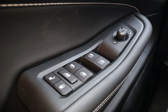 2027 Jeep Grand Cherokee Limited Reserve