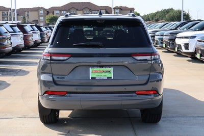 2027 Jeep Grand Cherokee Limited Reserve