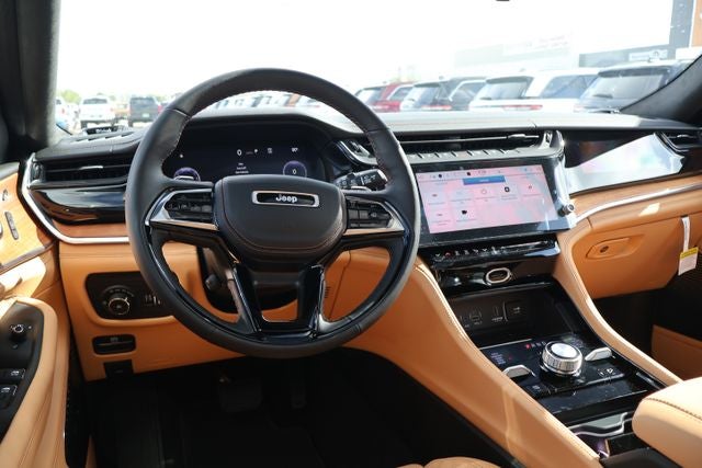 2026 Jeep Grand Cherokee Summit