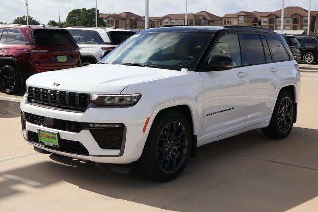 2026 Jeep Grand Cherokee Summit