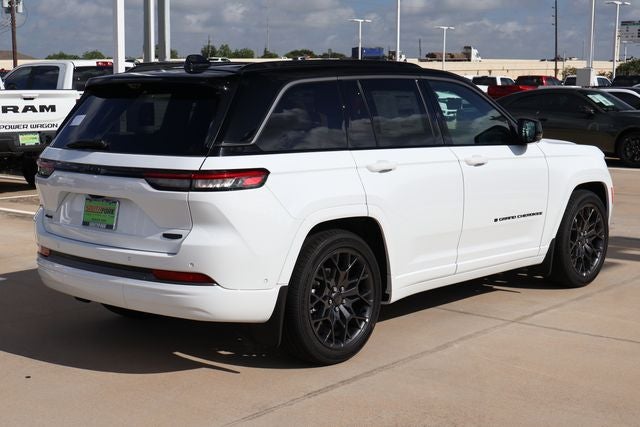 2026 Jeep Grand Cherokee Summit