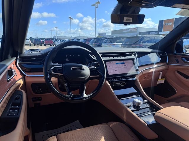 2026 Jeep Grand Cherokee Summit