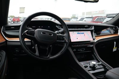 2026 Jeep Grand Cherokee Summit