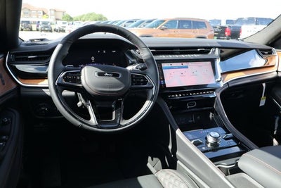 2026 Jeep Grand Cherokee Summit