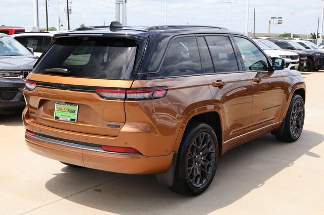 2026 Jeep Grand Cherokee Summit
