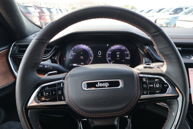 2027 Jeep Grand Cherokee Summit