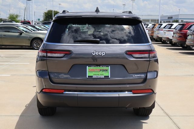 2026 Jeep Grand Cherokee Laredo