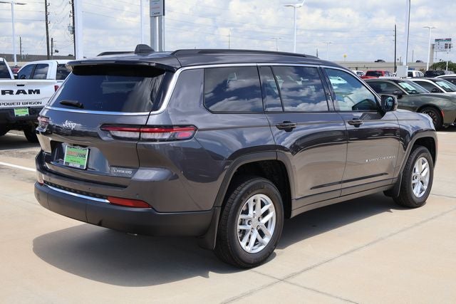 2026 Jeep Grand Cherokee Laredo