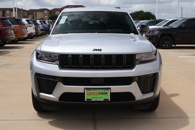 2026 Jeep Grand Cherokee Altitude