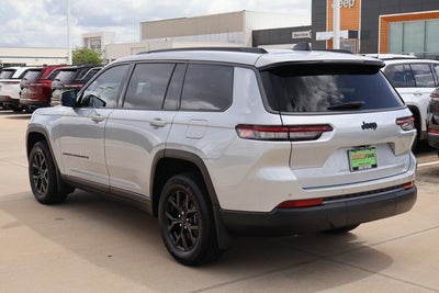 2026 Jeep Grand Cherokee Altitude