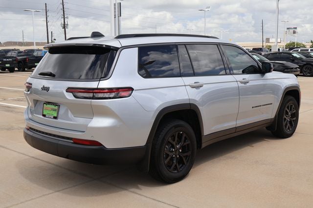 2026 Jeep Grand Cherokee Altitude