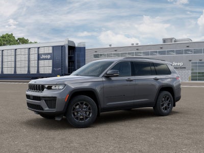 2027 Jeep Grand Cherokee Laredo Altitude