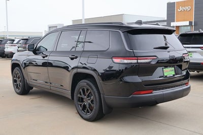 2026 Jeep Grand Cherokee Laredo