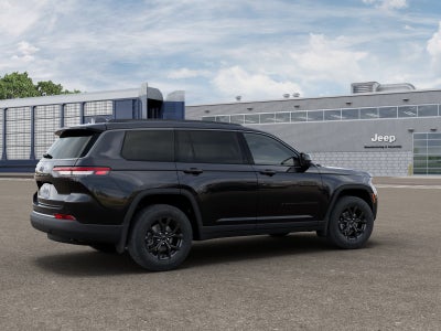 2026 Jeep Grand Cherokee Laredo