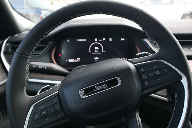 2027 Jeep Grand Cherokee Limited