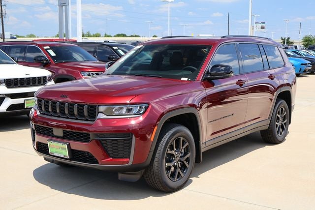 2026 Jeep Grand Cherokee Laredo