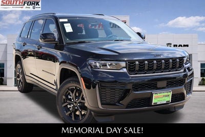 2026 Jeep Grand Cherokee Laredo