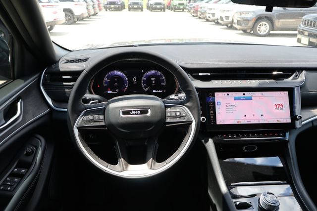 2026 Jeep Grand Cherokee Laredo