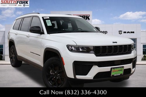 2026 Jeep Grand Cherokee Laredo