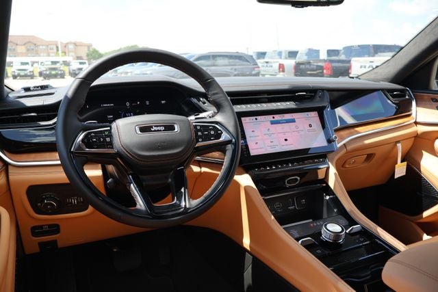 2026 Jeep Grand Cherokee Summit