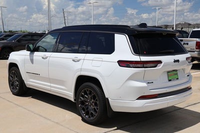 2026 Jeep Grand Cherokee Summit