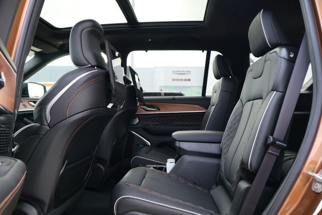 2026 Jeep Grand Cherokee Summit