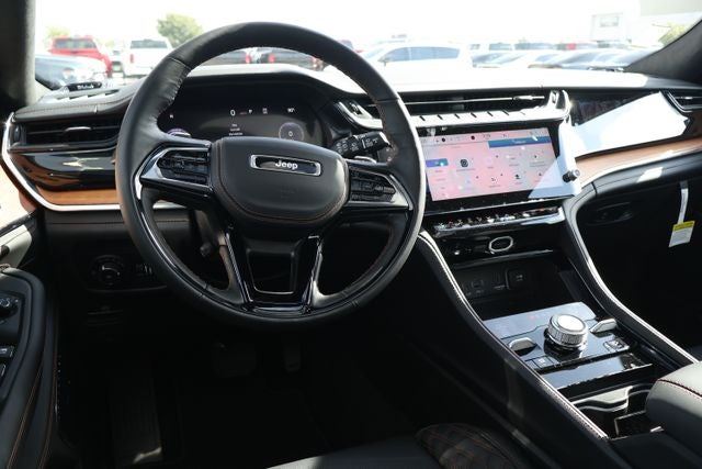 2026 Jeep Grand Cherokee Summit