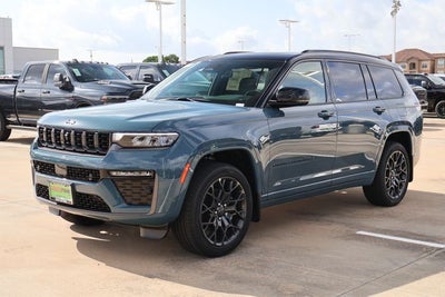 2026 Jeep Grand Cherokee Summit