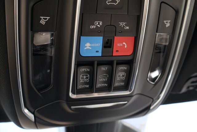 2026 Jeep Grand Wagoneer 4x2