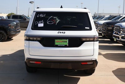 2026 Jeep Grand Wagoneer 4x2