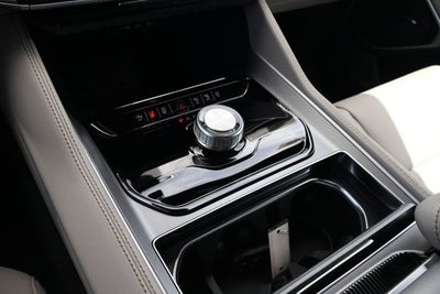 2026 Jeep Grand Wagoneer 4x2