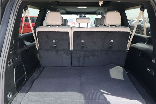 2026 Jeep Grand Wagoneer 4x2