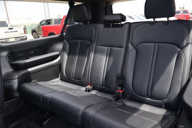 2026 Jeep Grand Wagoneer Limited Altitude